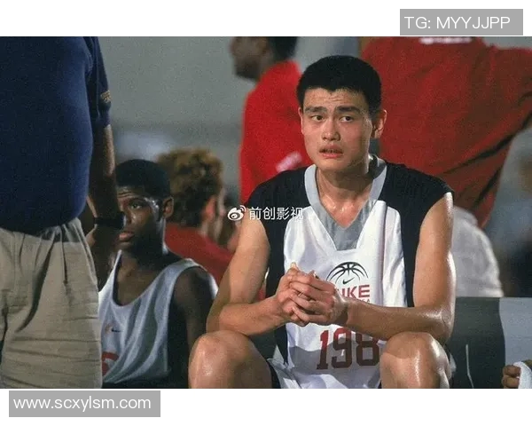 1980年姚明的传奇起点与中国篮球的崛起之路