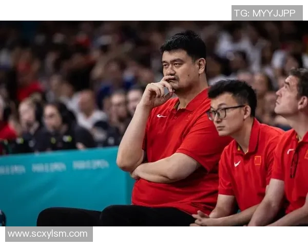 姚明亲临nybo现场展现篮球魅力与年轻球员互动激发热情