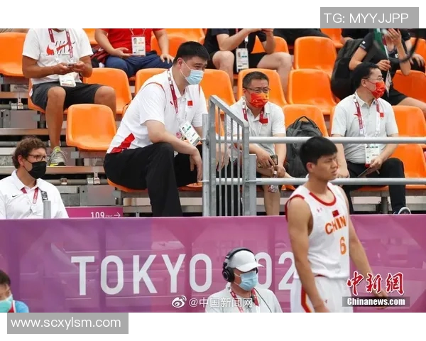 姚明现场观战精彩瞬间回顾与篮球热情的深度解读 姚明现场观战精彩瞬间回顾与篮球热情的深度解读